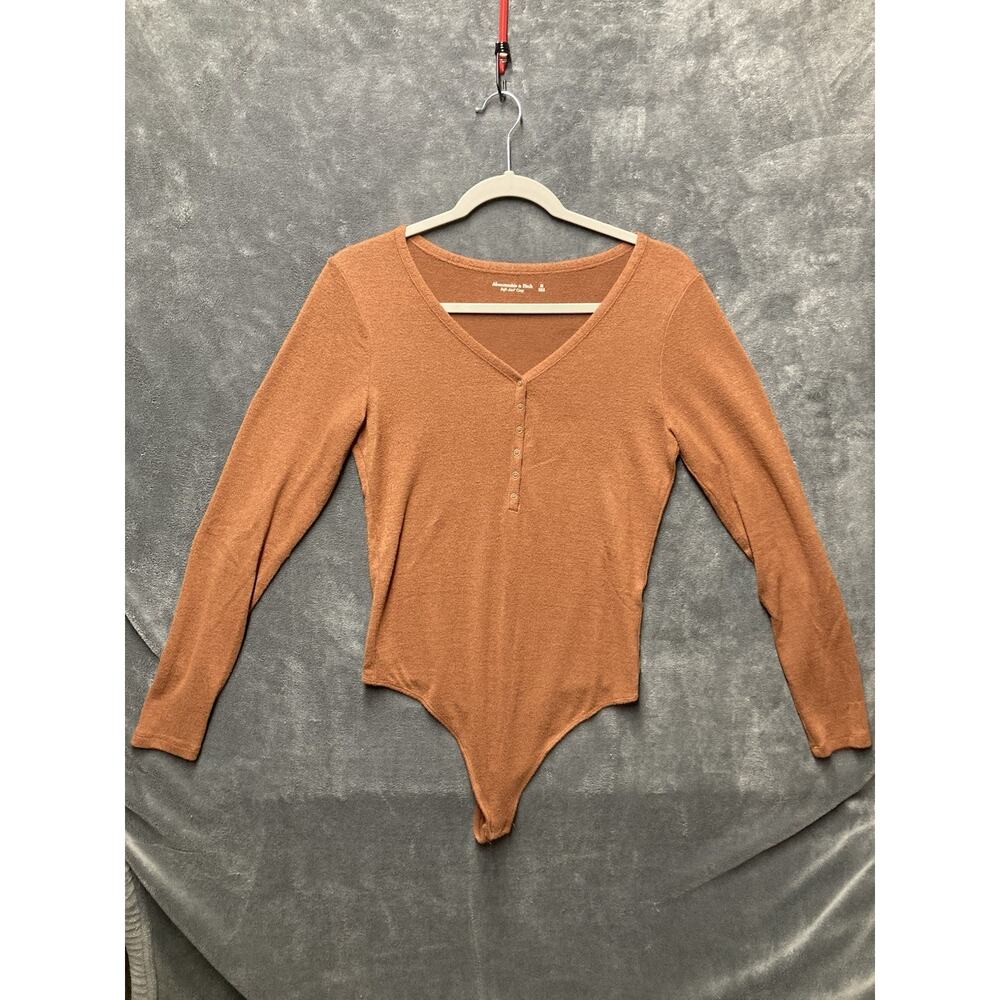 Abercrombie & Fitch Henley Bodysuit Top Woman's Sz M Soft Bella Swan 90s Minimal